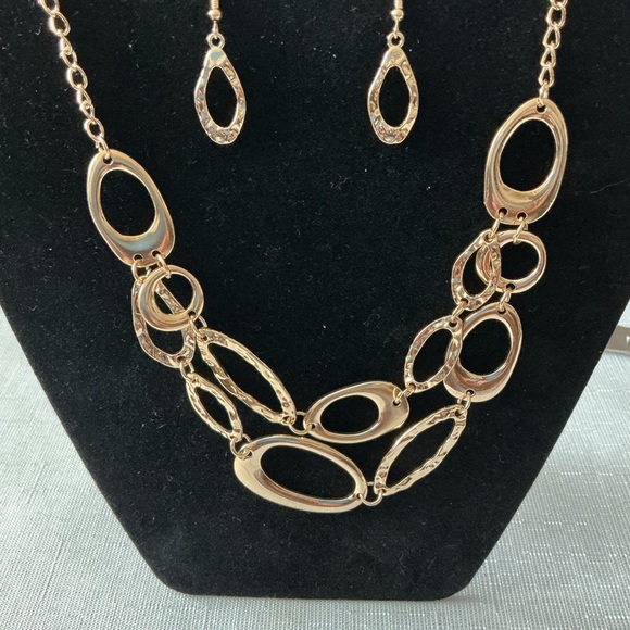 Gold-Tone Necklace and Earring Set - Picture 1 of 4